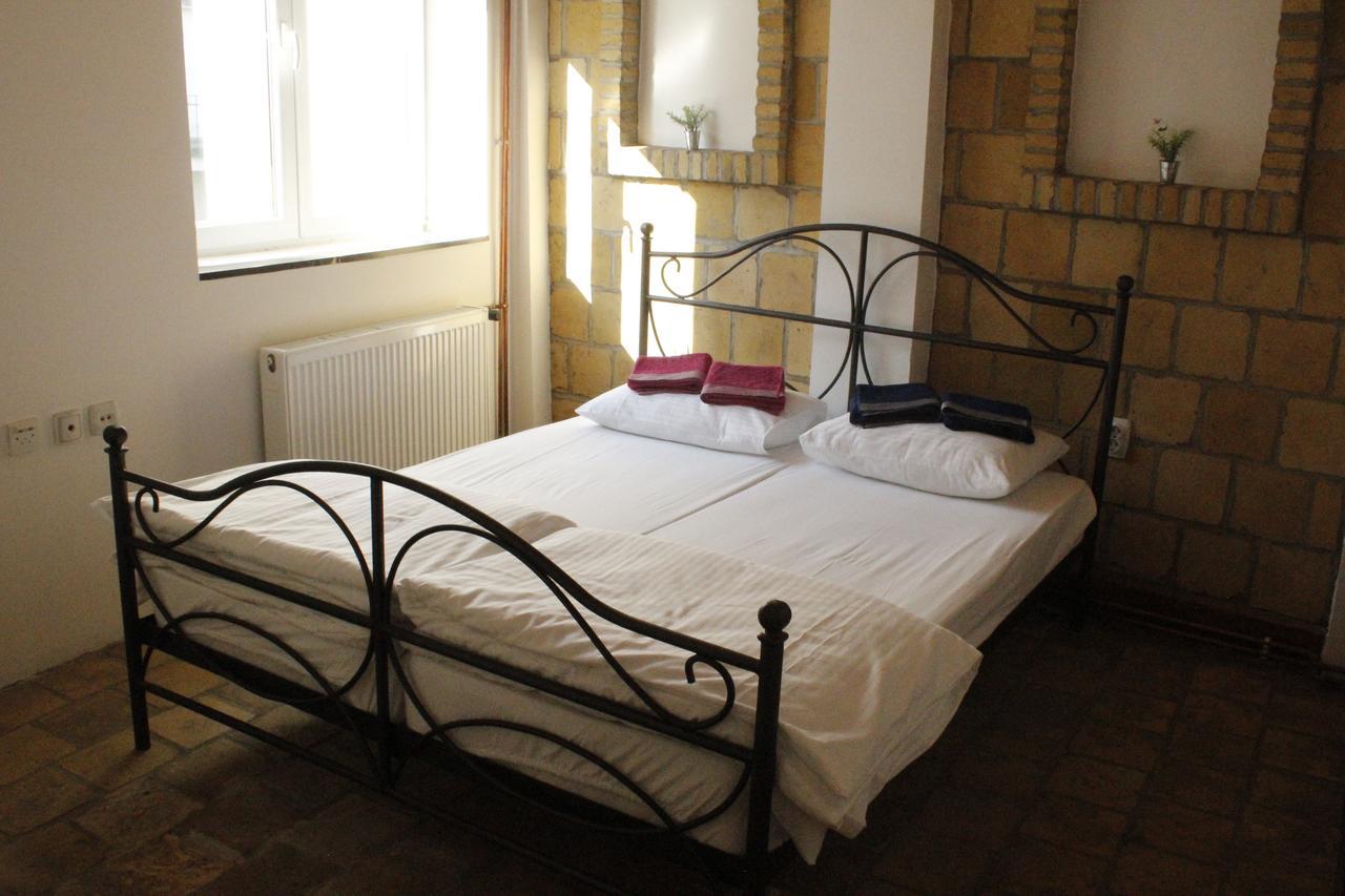 Hostel Nomadノヴィ・サド エクステリア 写真